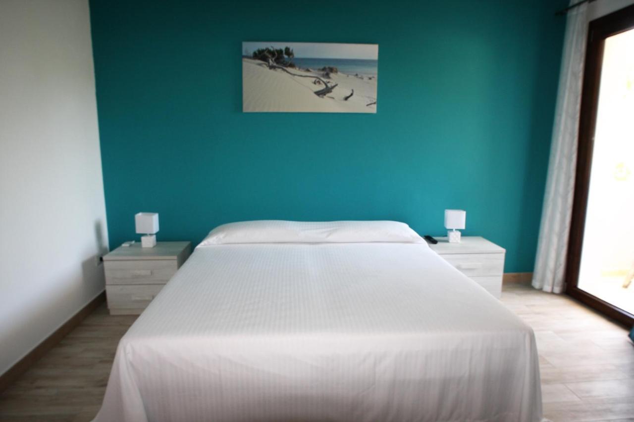 B&B Ajo' A Mulinu Теулада Екстериор снимка